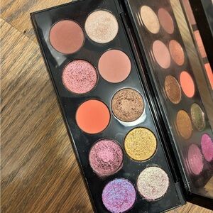Pat McGrath eyeshadow palette